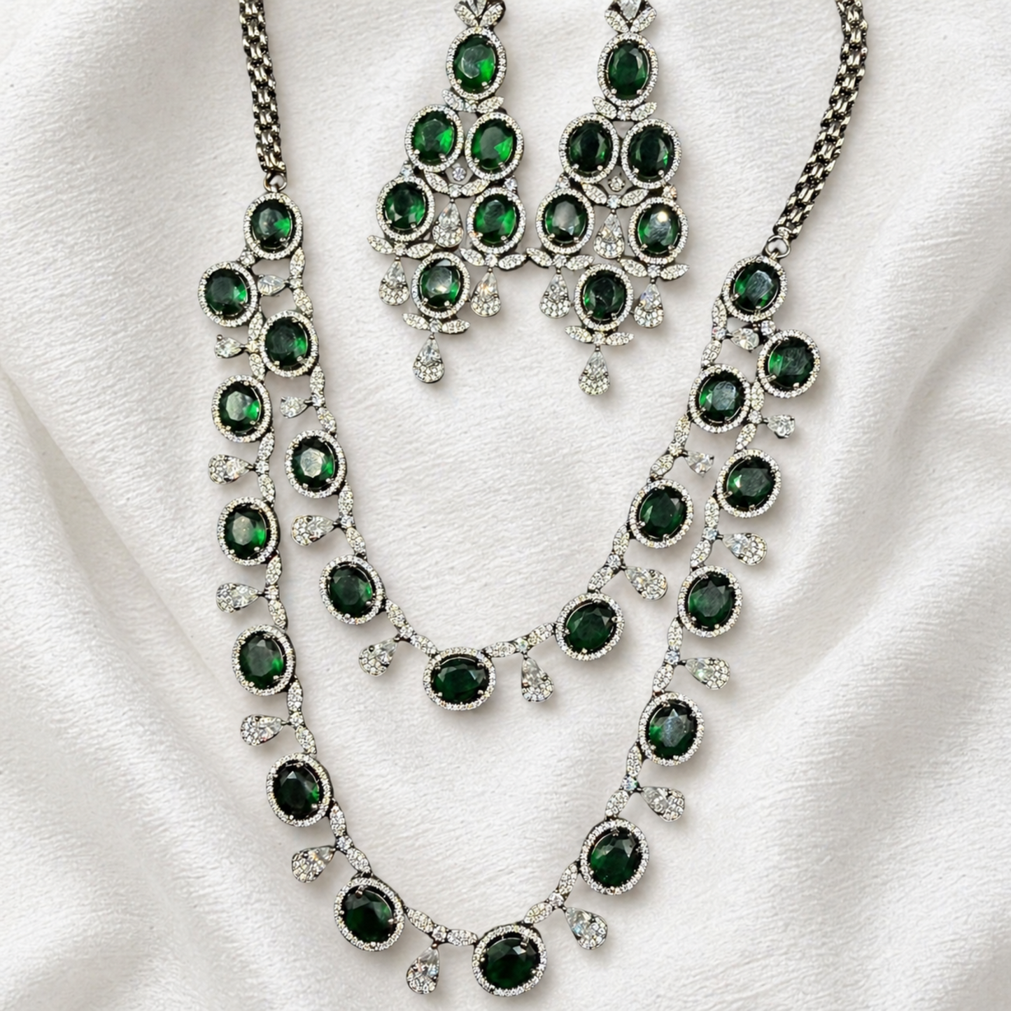 Naaz Set
